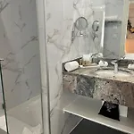 Maison Lutetia R
