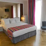 Maison Lutetia R 3*