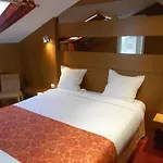 Maison Lutetia R