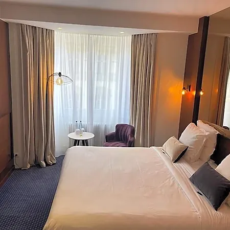 Maison Lutetia R 3*