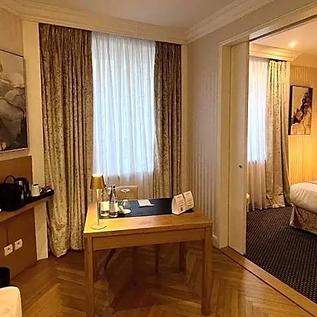 Hotel Maison Lutetia R 3*