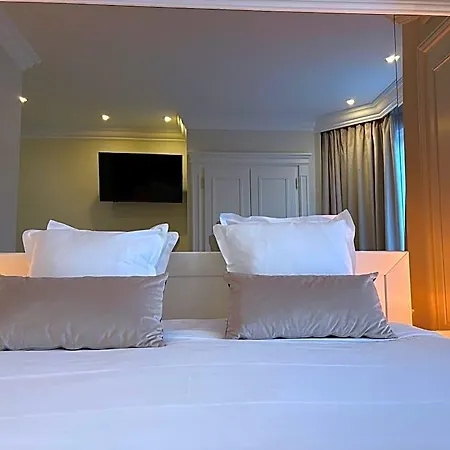 Maison Lutetia R 3*