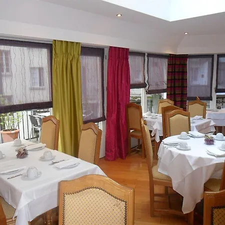 Maison Lutetia R