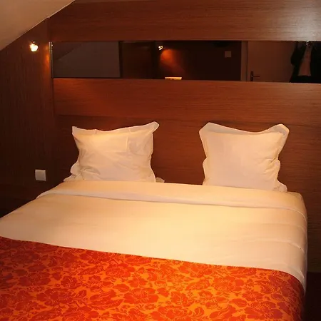 Maison Lutetia R