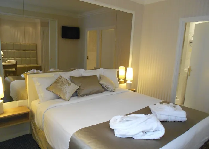 Hotel Maison Lutetia R 3*