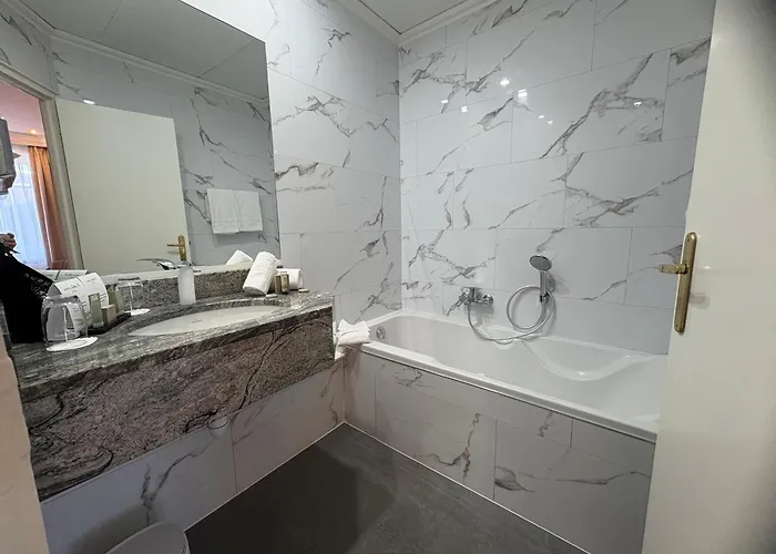 Hotel Maison Lutetia R