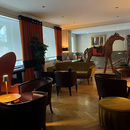 Maison Lutetia R 3*